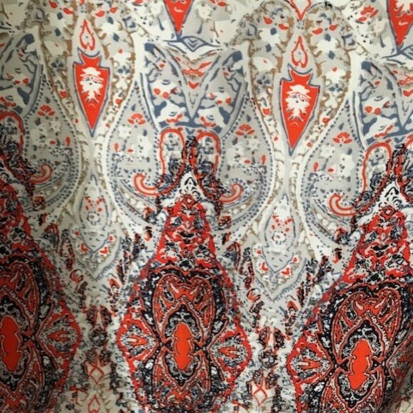 Long sleeve, Red/Blue paisley motif blouse, polyester, size M, Excellent ! - Picture 7 of 7
